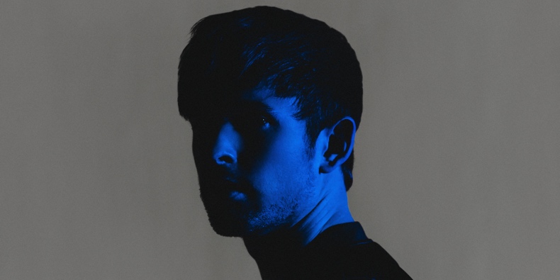 James Blake wird sein drittes Album THE COLOR IN ANYTHING am 06. Mai um 1 Uhr unserer Zeit veröffentlichen.