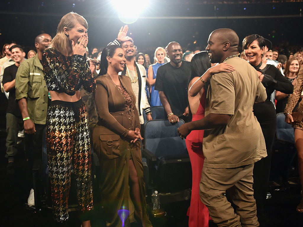 Da war noch alles gut: Kanye, Kim und Taylor bei den MTV Video Awards 2015