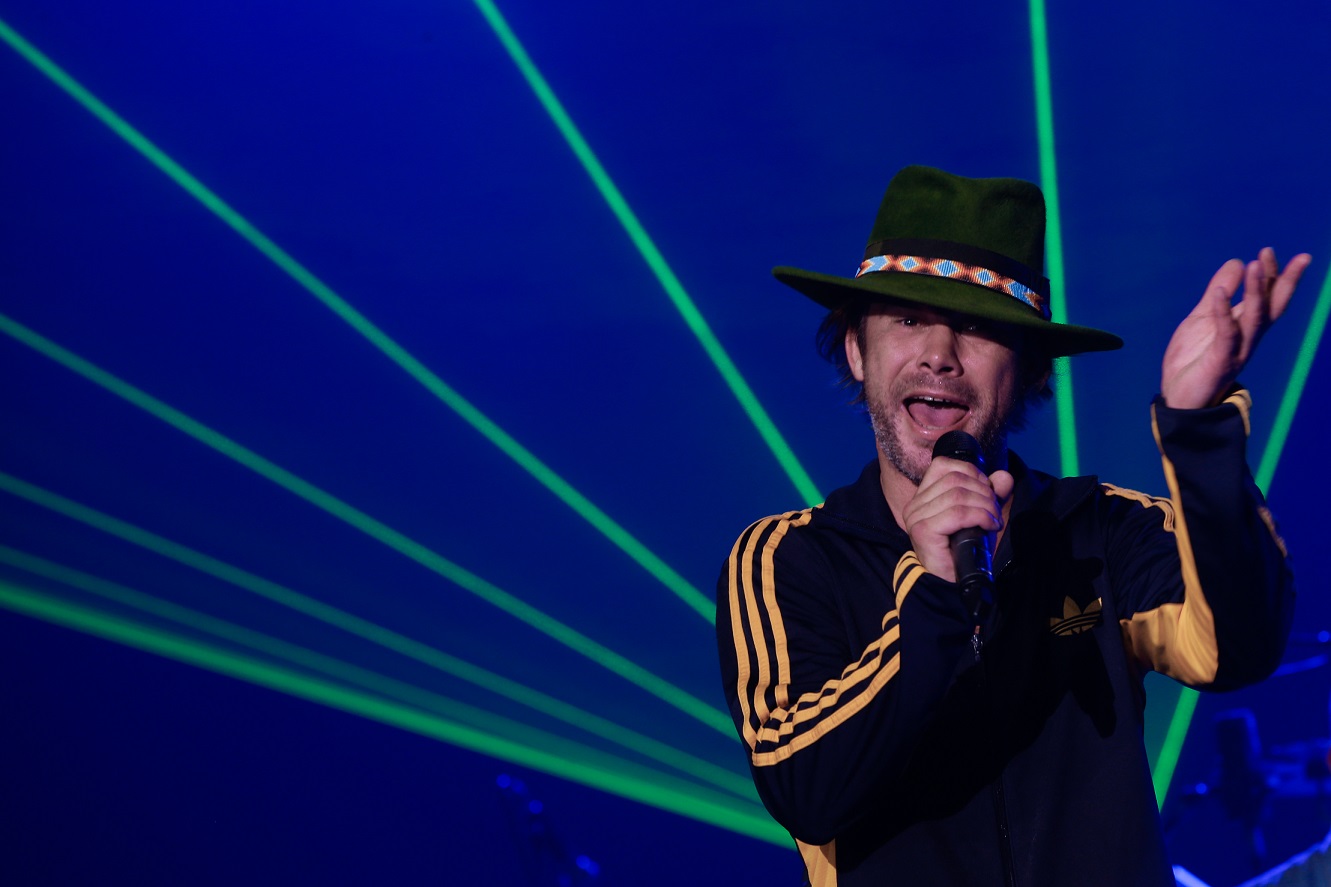 SHANGHAI, CHINA - AUGUST 06: (CHINA OUT) Singer Jay Kay of Jamiroquai performs on the stage in concert at Shanghai Grand Stage on August 6, 2013 in Shanghai, China. (Photo by VCG/VCG via Getty Images)
