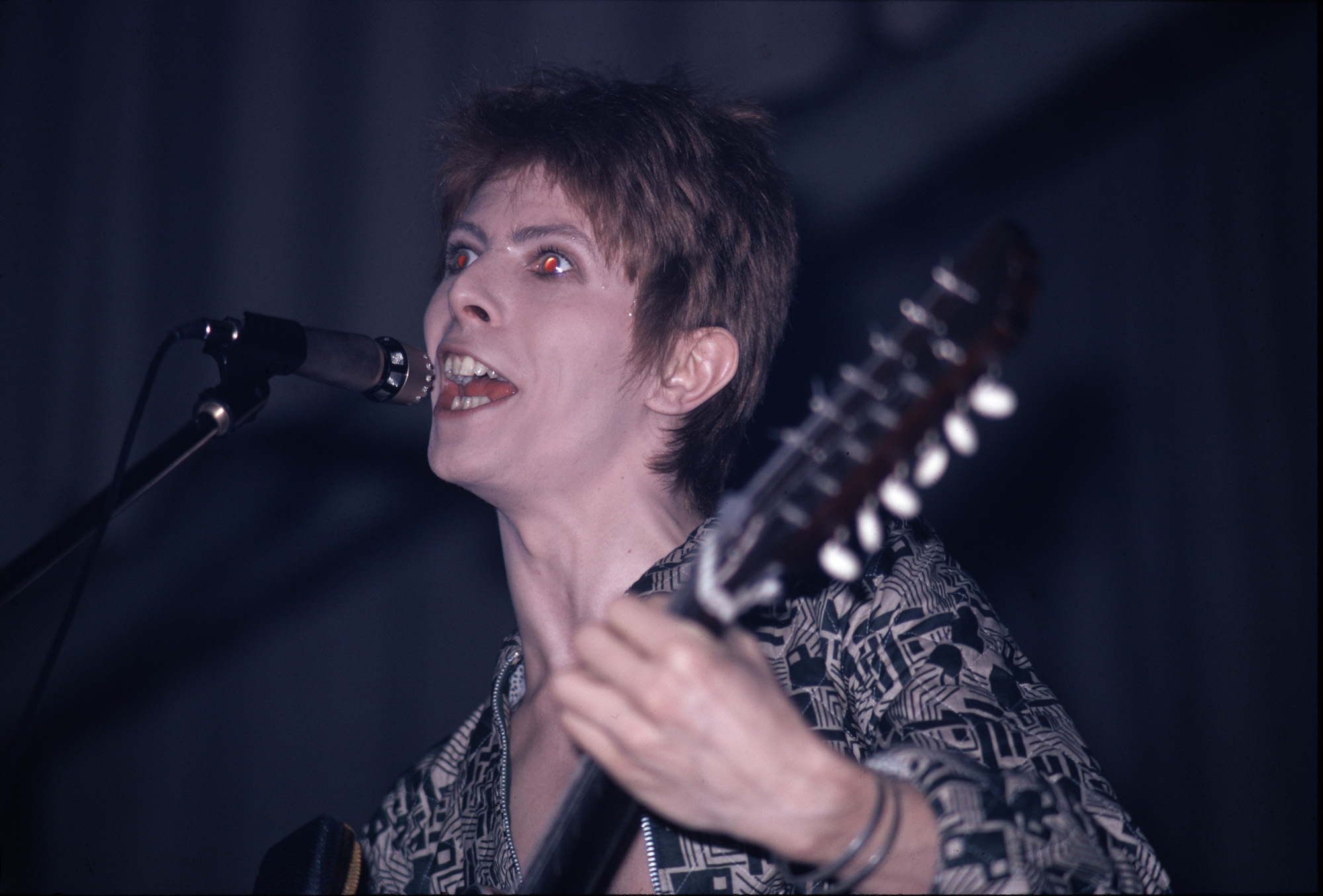 David Bowie (1947 - 2016), hier live im Aylesbury Friars am 29. Januar 1972.