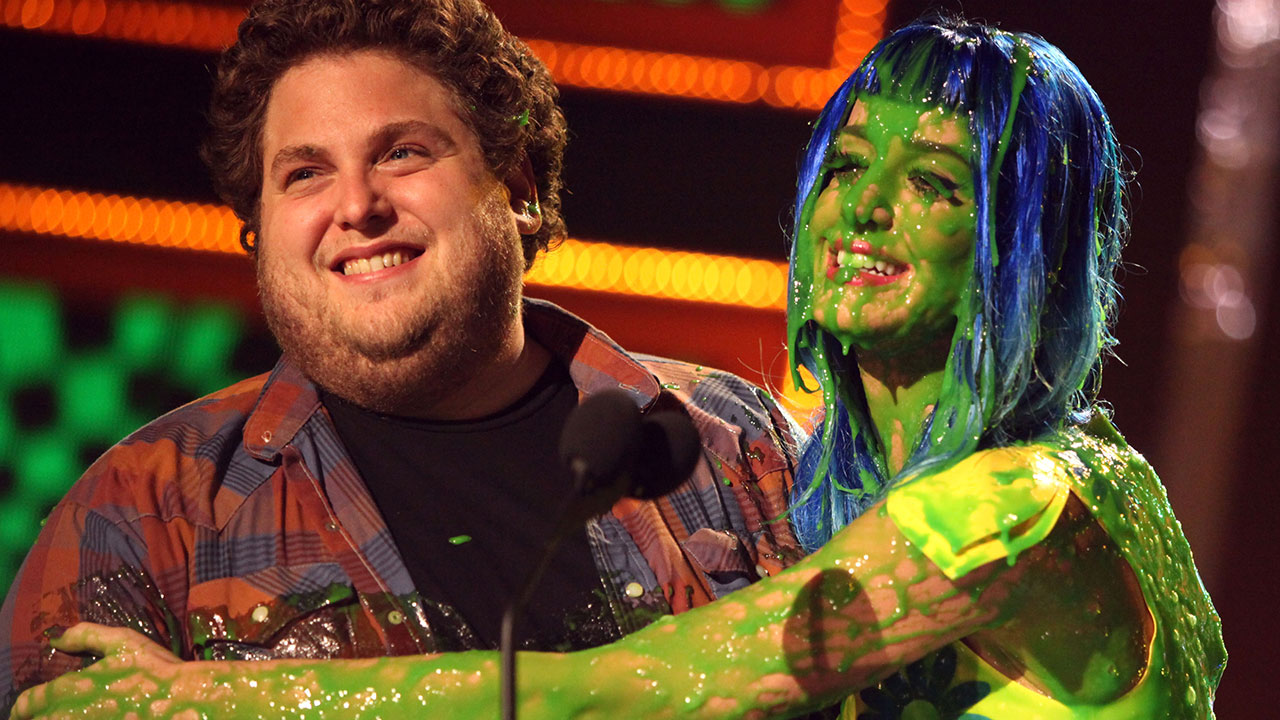 Katy Perry mit Jonah Hill bei den „Nickelodeon Kid's Choice Awards“ im Jahr 2010