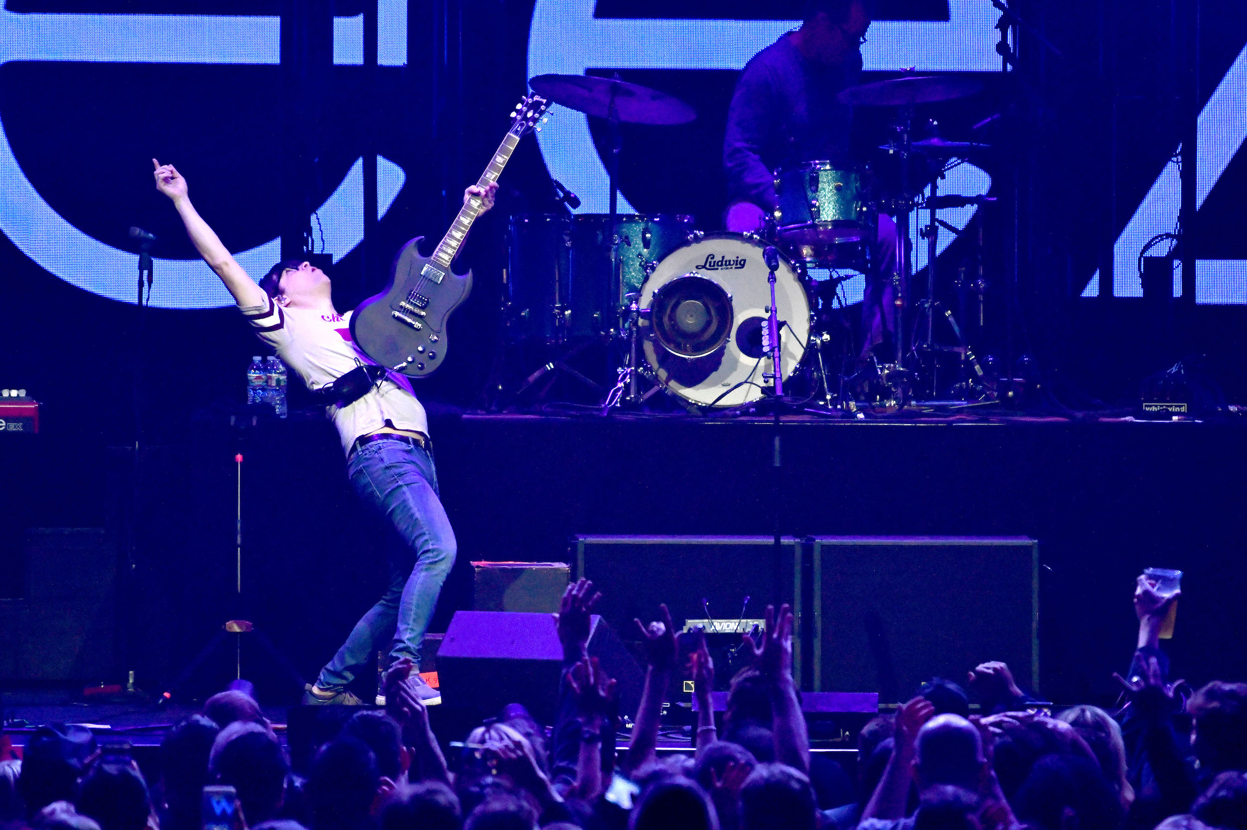 Weezer live am 19. Januar 2019 im kalifornischen Inglewood