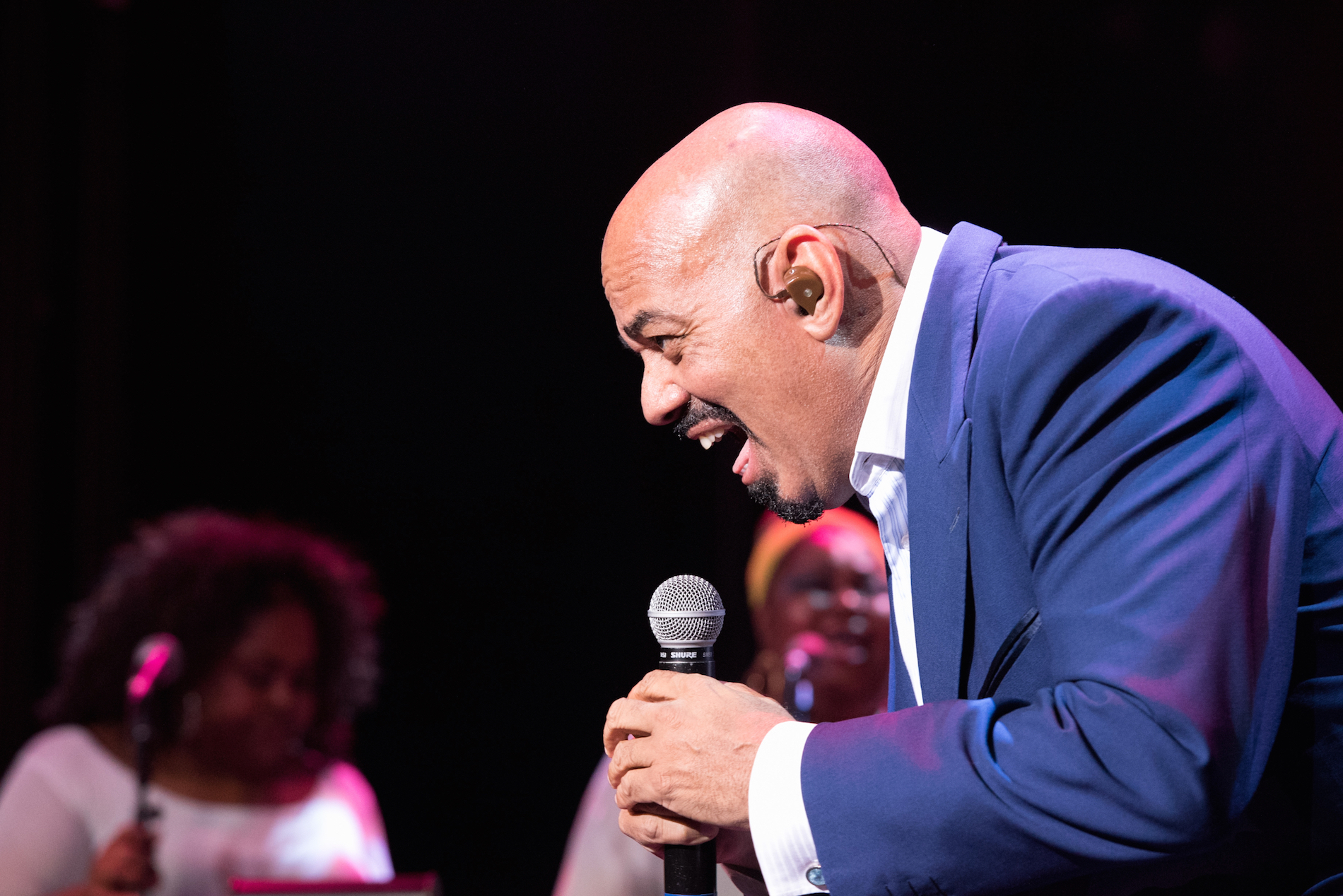 Der Soul- und R'n'B-Sänger und Grammy-Gewinner James Ingram starb am 29. Januar 2019 mit 66 Jahren an den Folgen eines Gehirntumors.