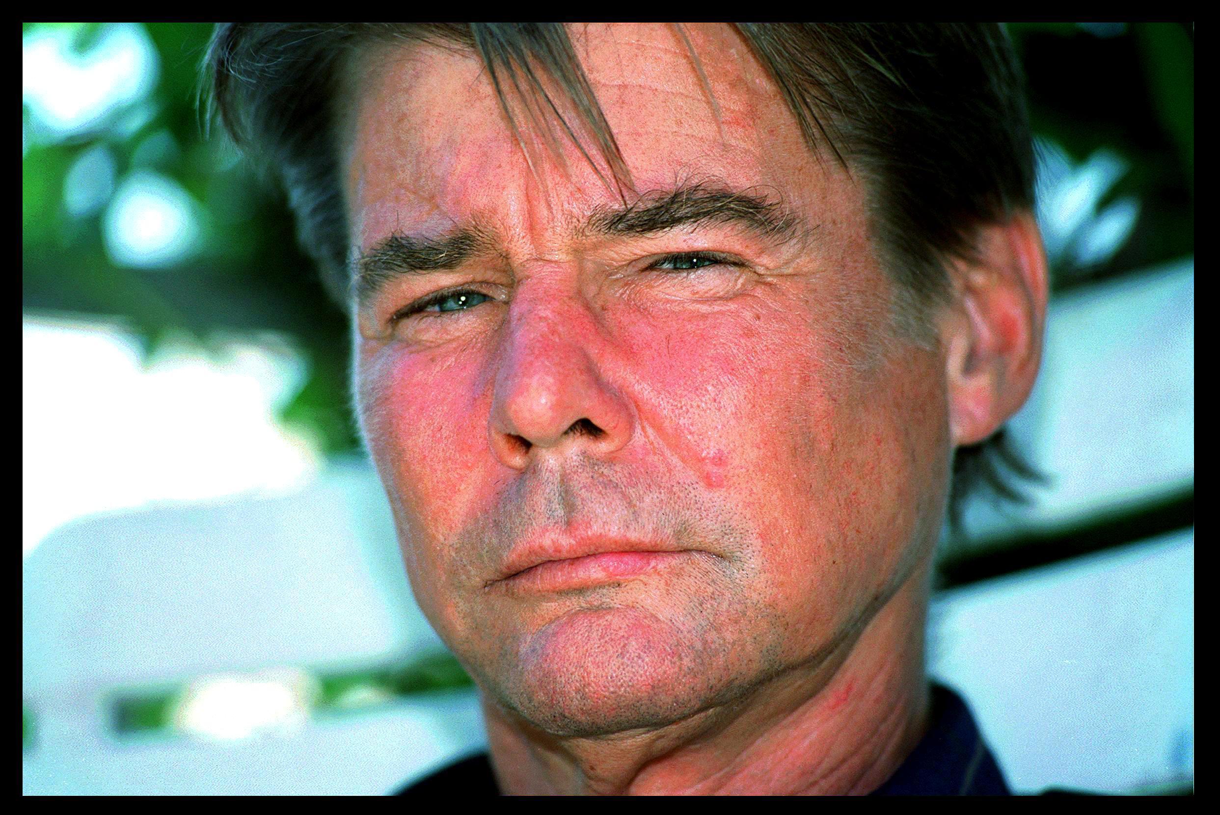 Schauspieler Jan-Michael Vincent („Airwolf“) starb am 10. Februar 2019 durch einen Herzstillstand. Die Nachricht wurde am 8. März bekanntgegeben.