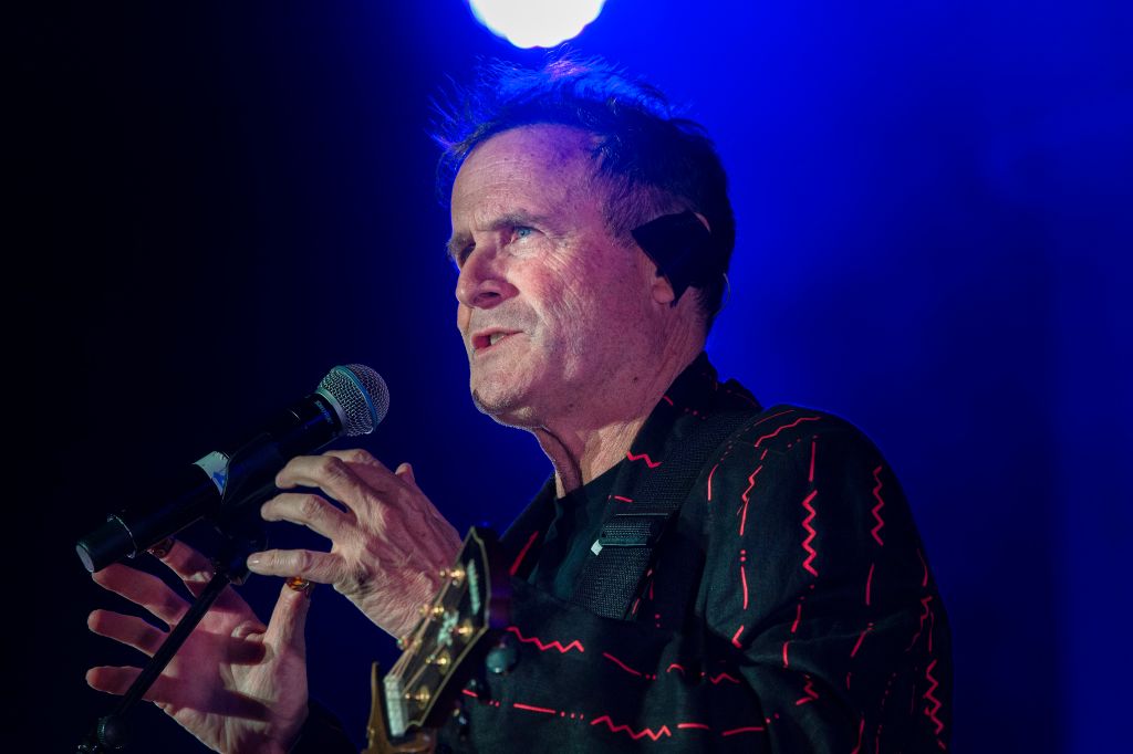 Johnny Clegg, hier live in Kapstadt im Sommer 2017. Der Zulu-Musiker starb mit 66 Jahren in Johannesburg.