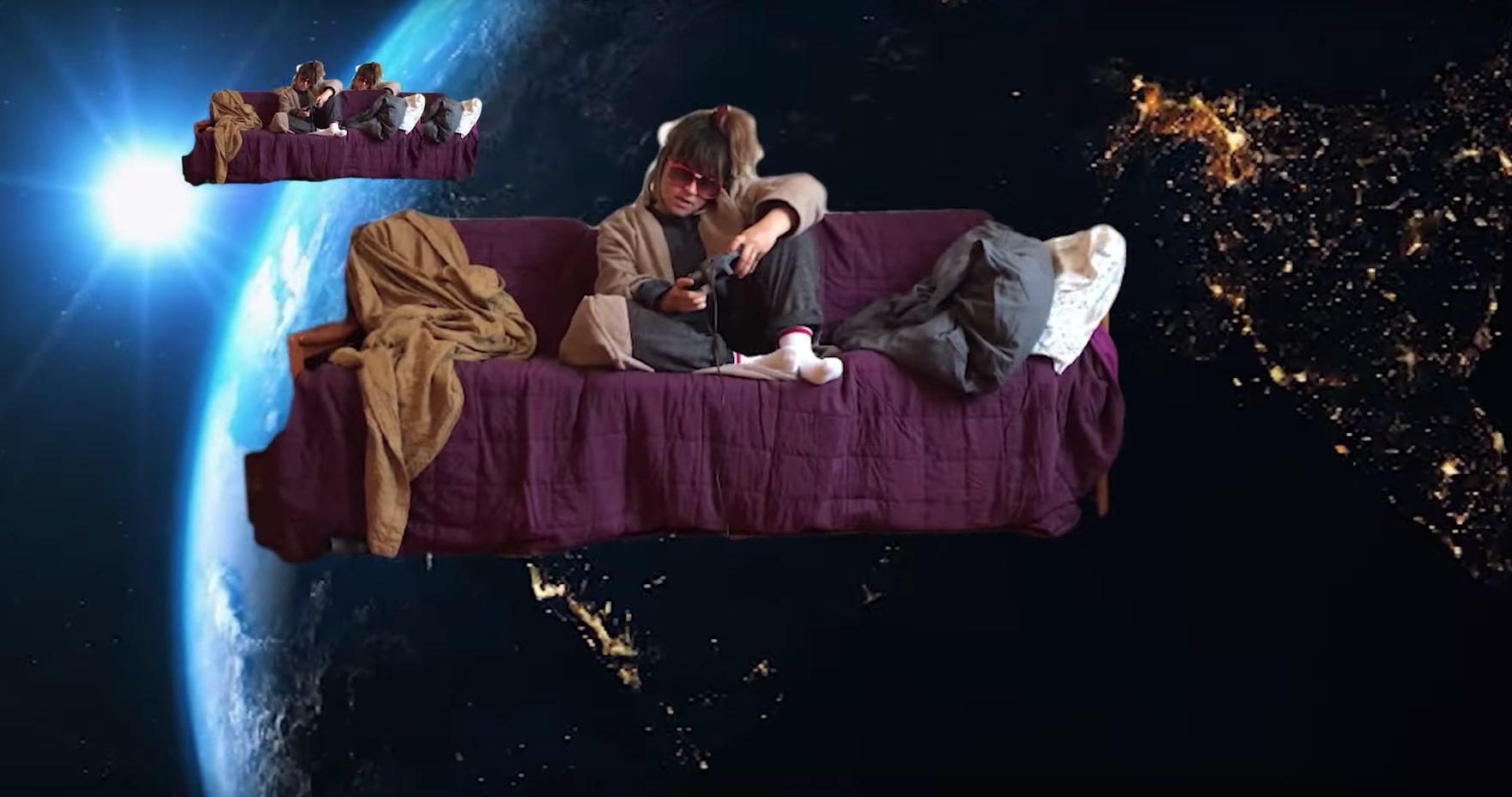 Screenshot aus dem Video zu „Meine Couch“