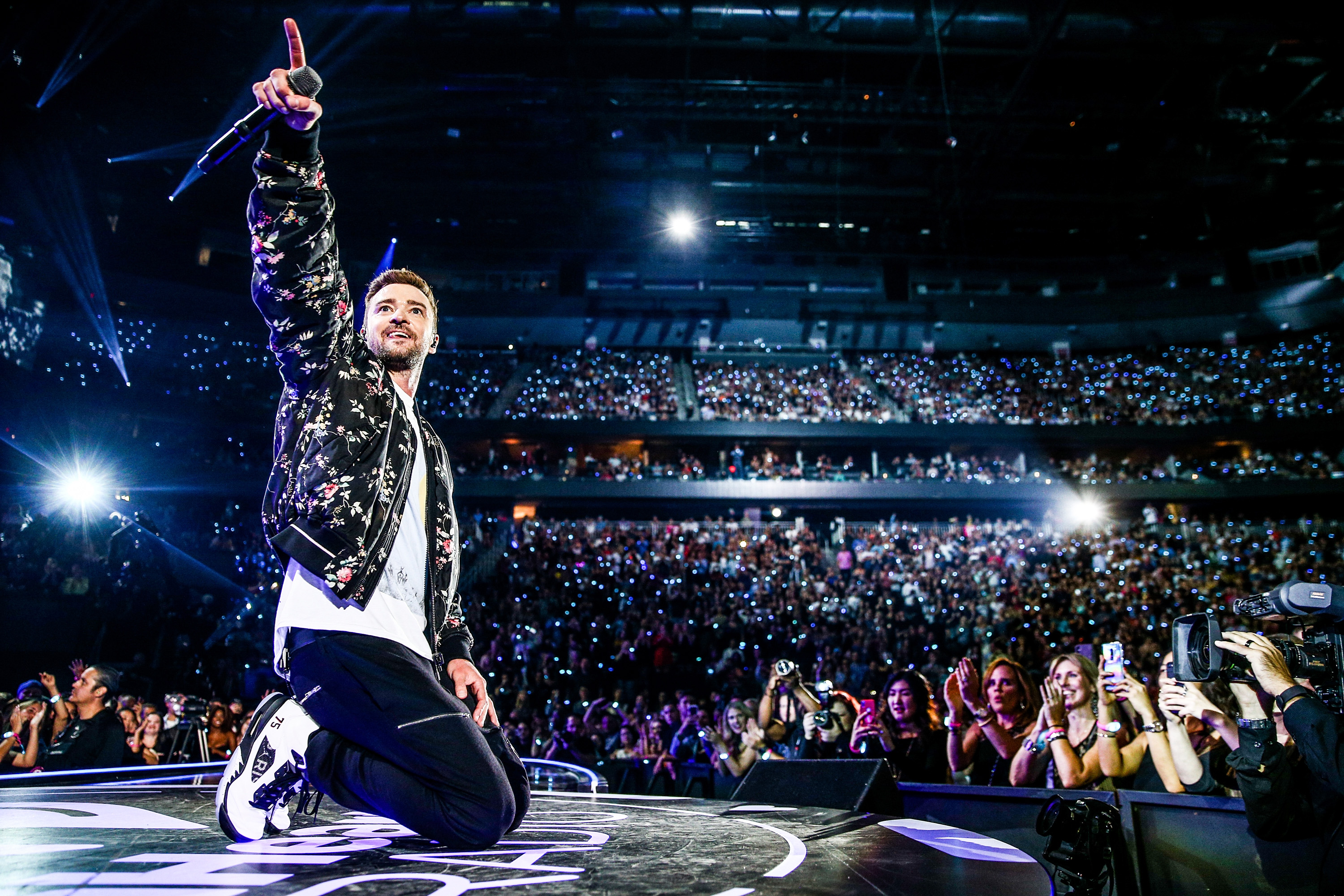 Justin Timberlake live