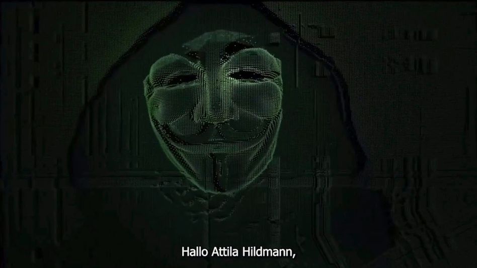 Screenshot aus dem Anonymus-Video zur "Operation Tinfoil"