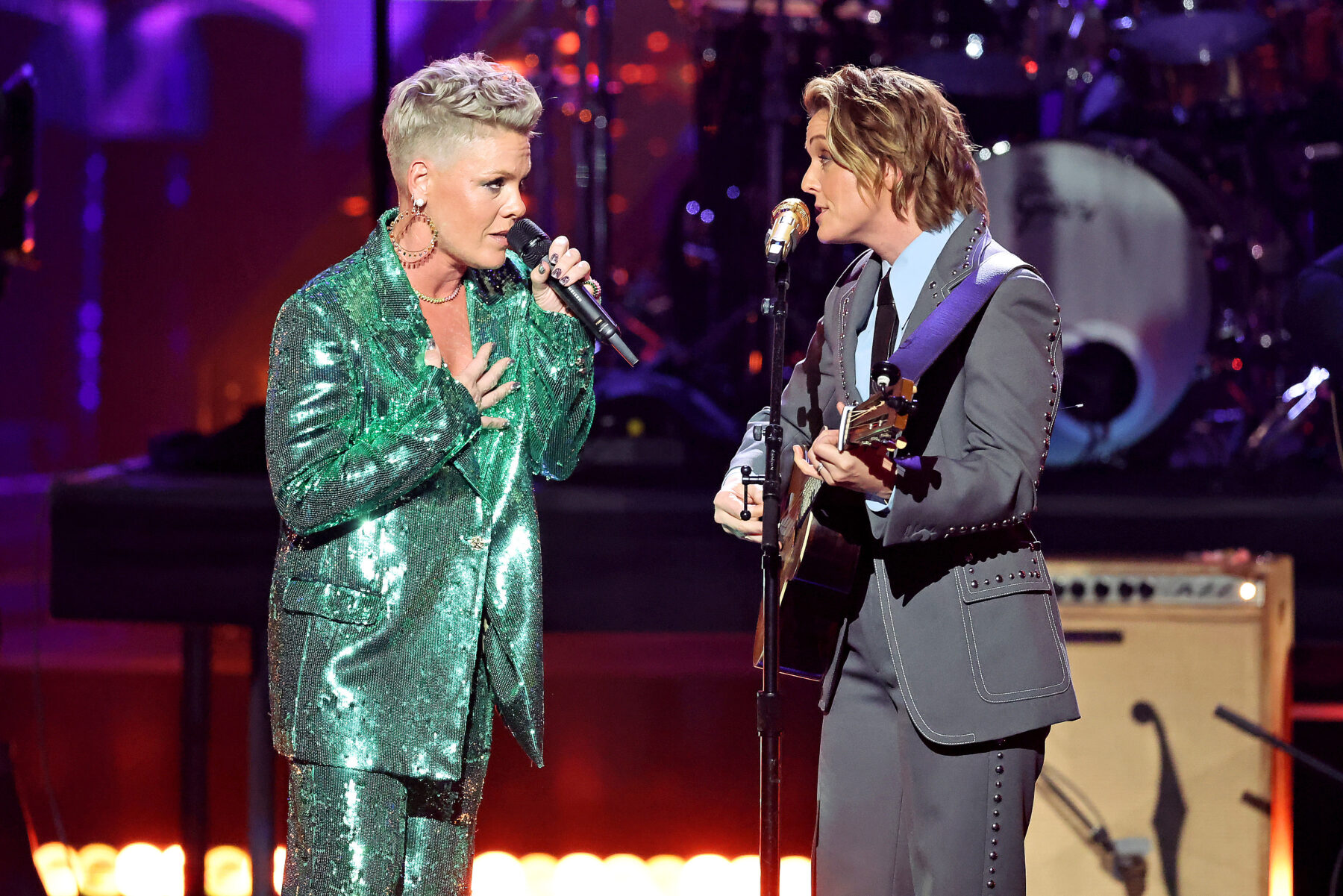 Sinéad O'Connor Pink & Brandi Carlile covern „Nothing Compares 2 U“