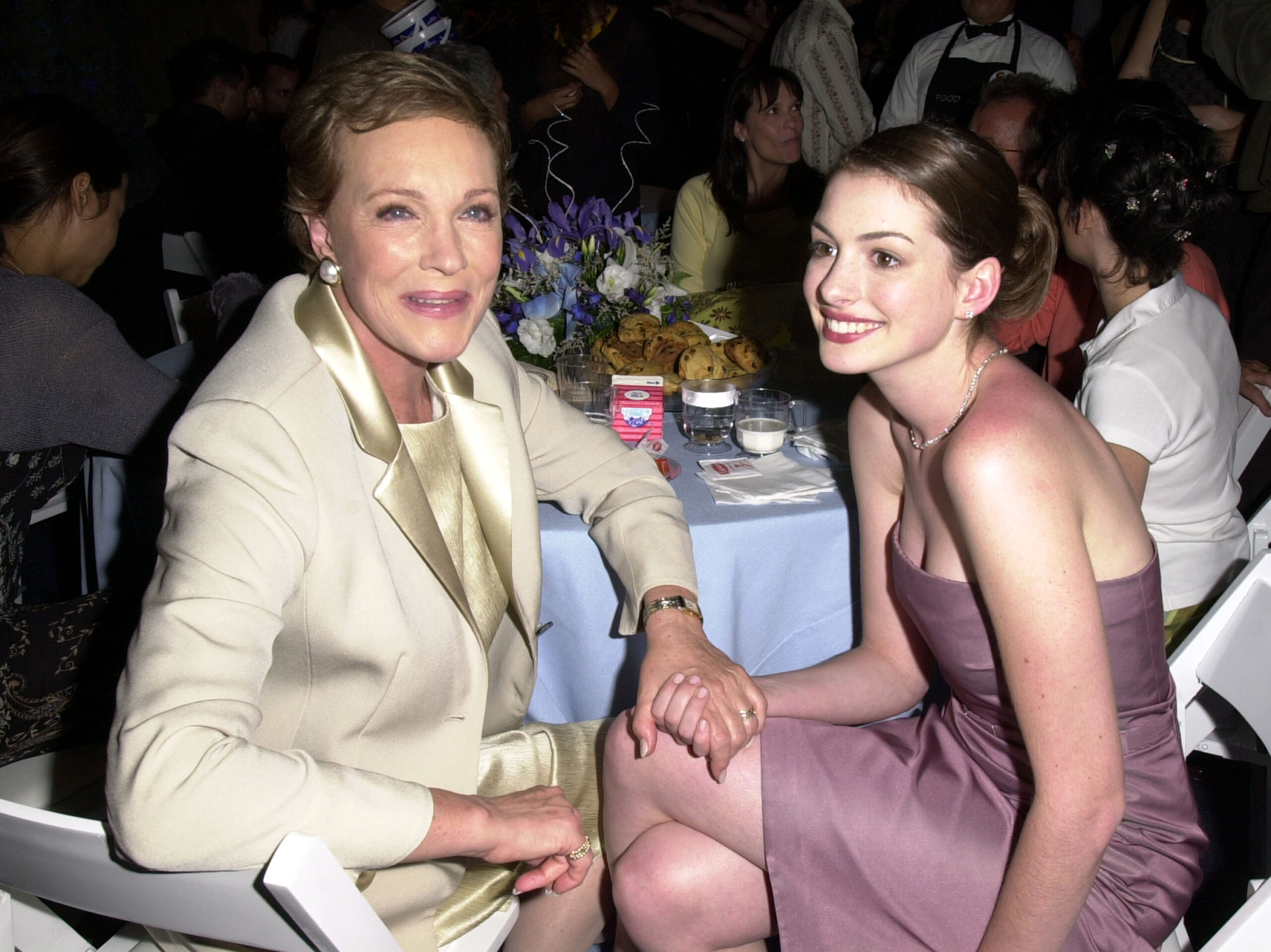 Julie Andrews und Anne Hathaway bei einer Premiere